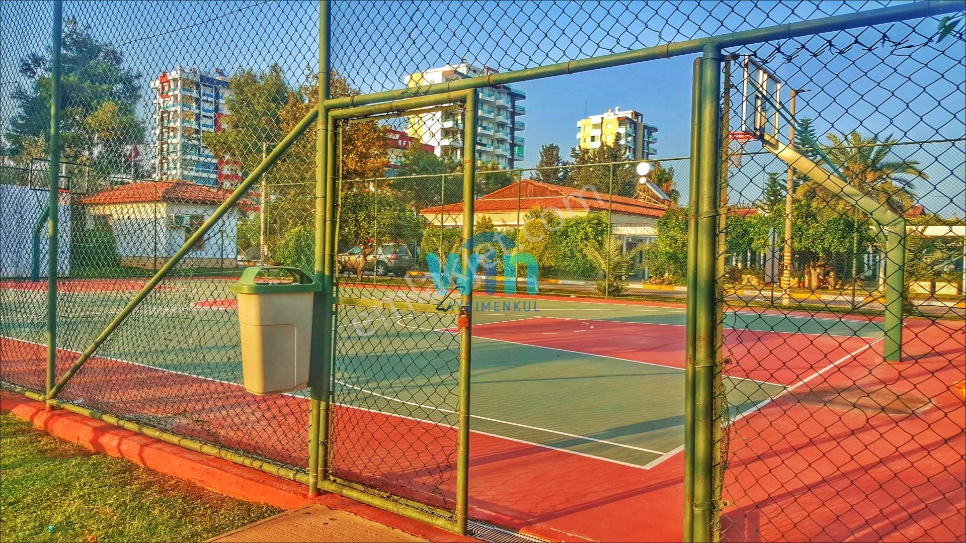 Win'den Gama Konutlarında Tadilatlı Eşyalı Satılık 5+1 Villa - Görsel 34