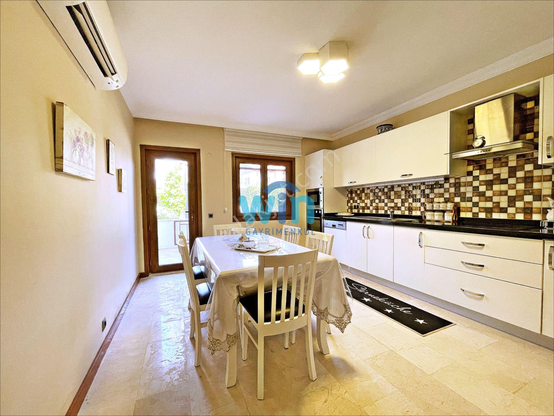 Win'den Gama Konutlarında Tadilatlı Eşyalı Satılık 5+1 Villa - Görsel 11