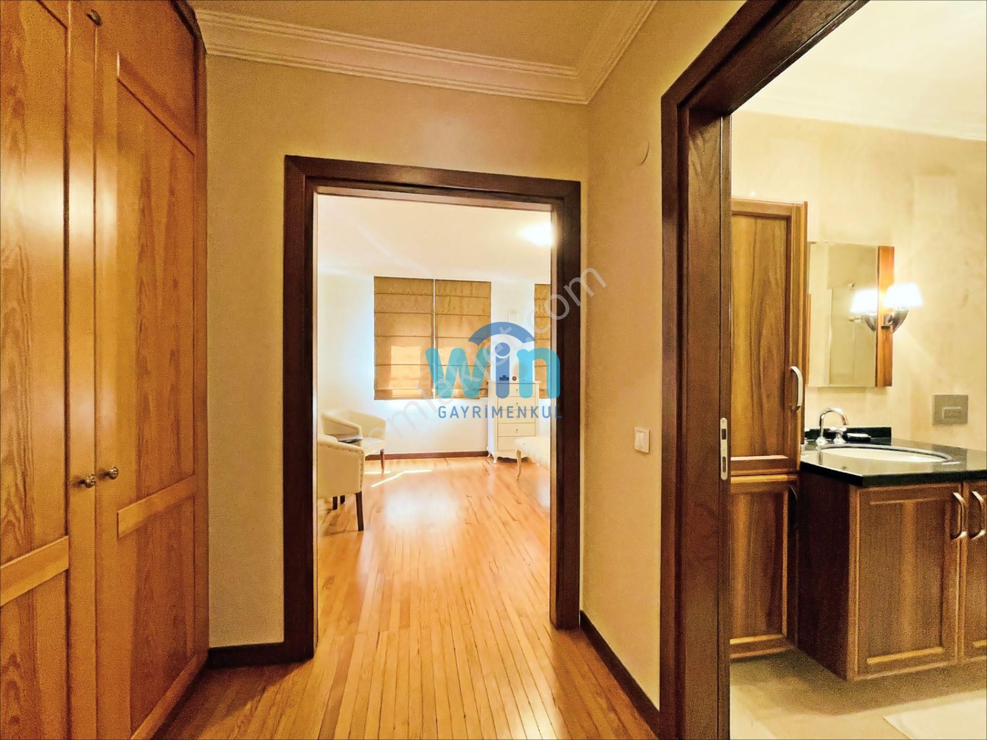 Win'den Gama Konutlarında Tadilatlı Eşyalı Satılık 5+1 Villa - Görsel 19