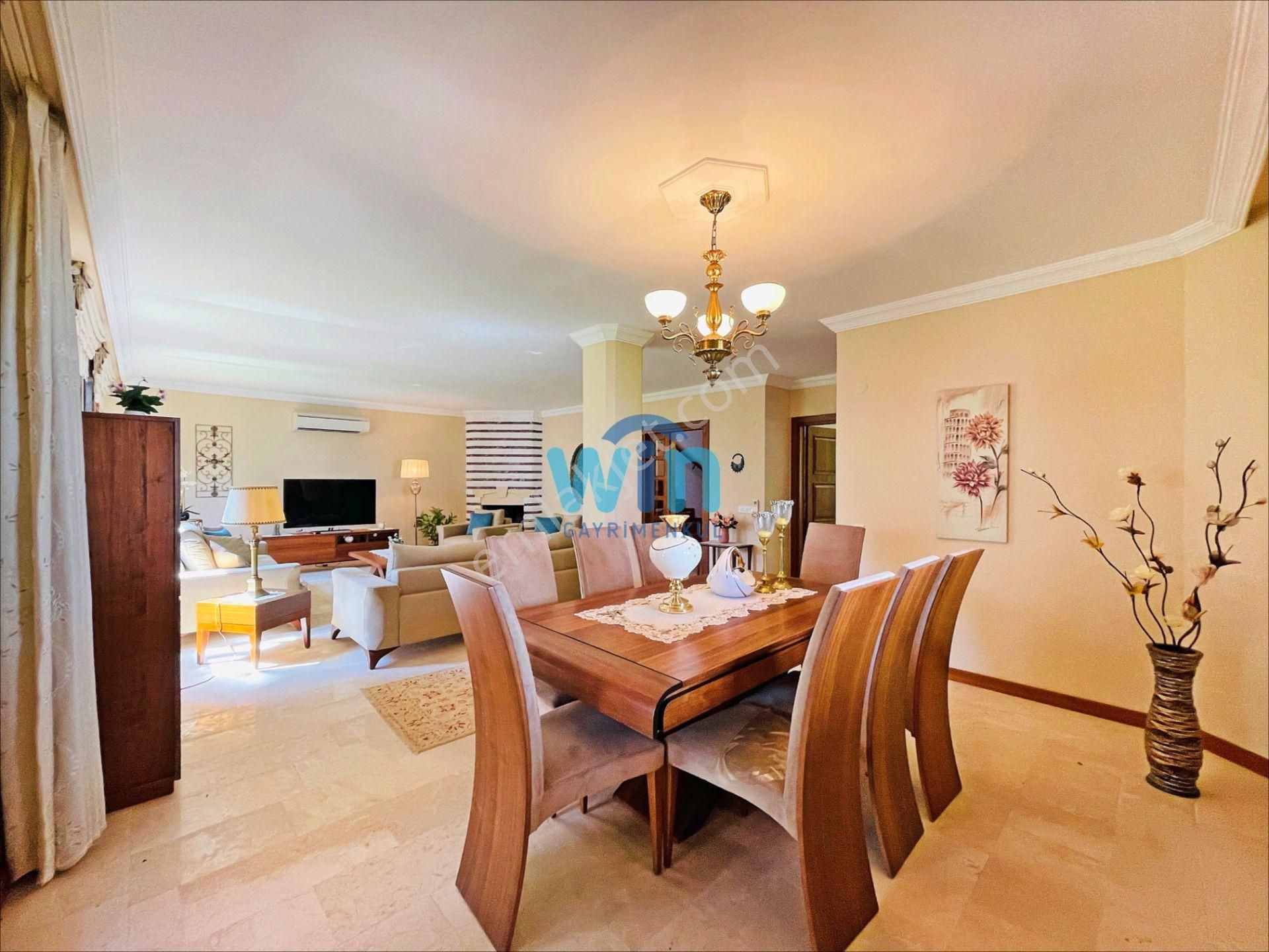 Win'den Gama Konutlarında Tadilatlı Eşyalı Satılık 5+1 Villa - Görsel 9