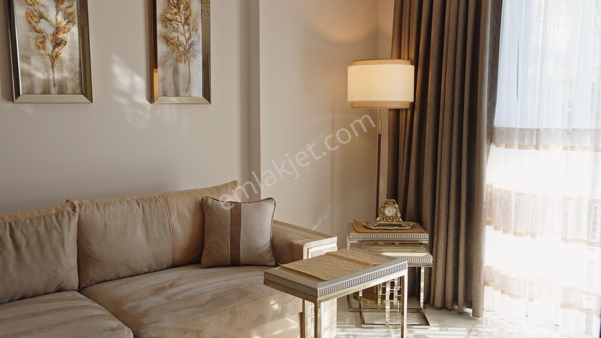 Alanyanın Merkezinde Denize 100 M Mesafede Lüx Daire - Görsel 2