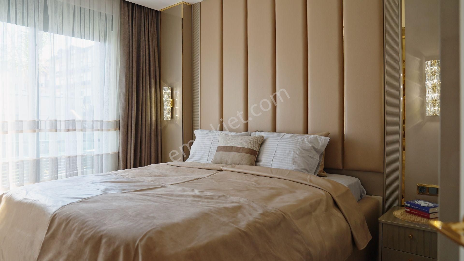 Alanyanın Merkezinde Denize 100 M Mesafede Lüx Daire - Görsel 8