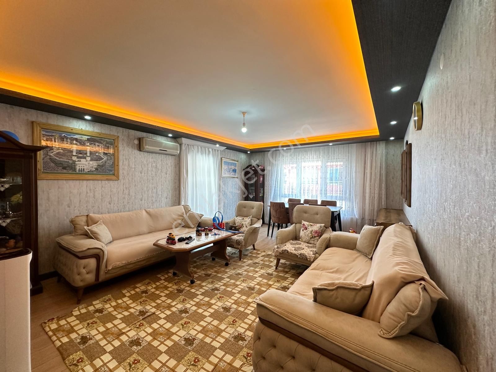 Nasip Emlak'tan Satılık 3+1 Pazartesi Pazarı Yakını Full Yapılı Masrafsız Daire