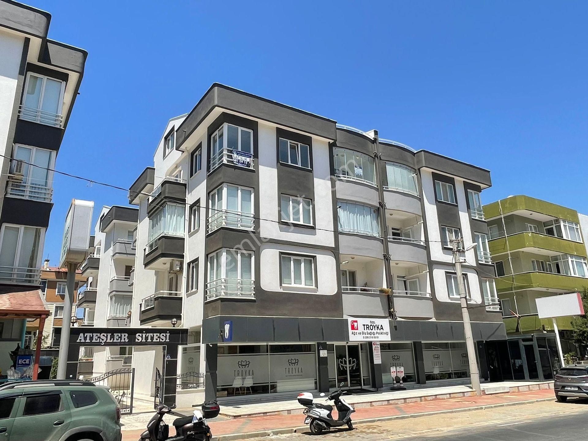 Okullara Ve Camiye Yakın, Site İçi Ferah 4+1 Satılık Daire