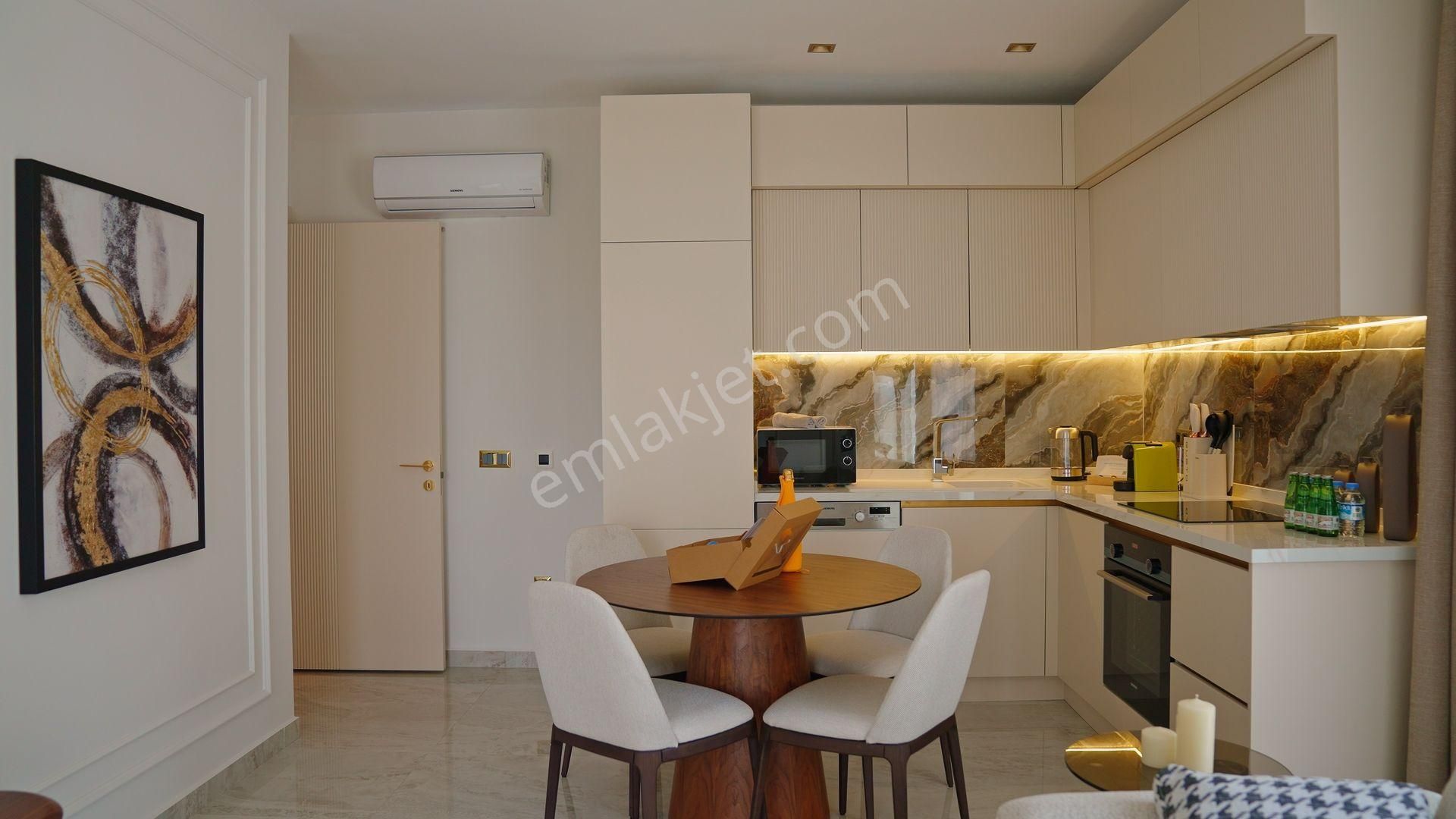 Alanya'nın En Yeni Komplexinde Denize 100m Özel Dizayn Lüx Daire - Görsel 10