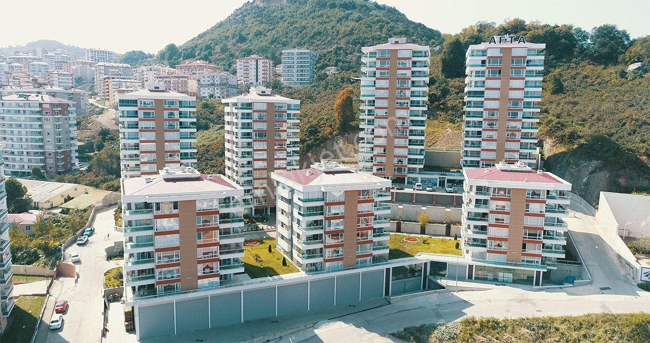 Afta Gedikkaya'da Deniz Ve Şehir Manzaralı Satılık 3+1 Bahçeli Dairemiz