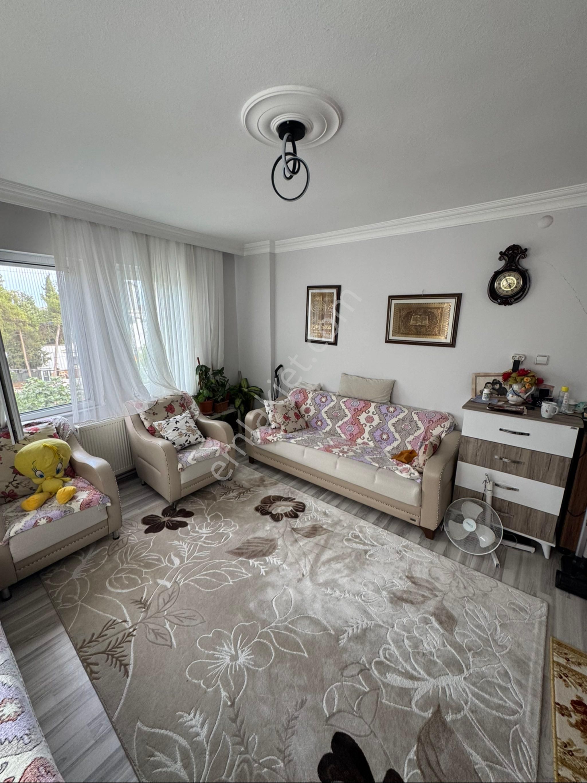 Görüklede Merkezi Konumda 3+1 Arakat Ayrı Mutfaklı Aile Dairesi Bir Çok Yere Yürüme Mesafesinde - Görsel 6