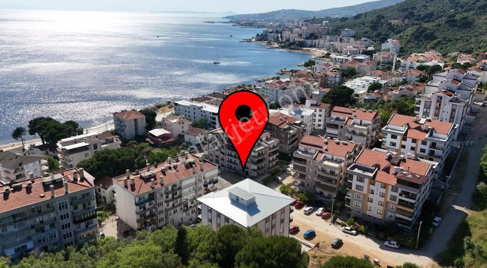 Plaja Yalnızca 100 Metre Mesafede Düz Ayak Sıfır Yazlık