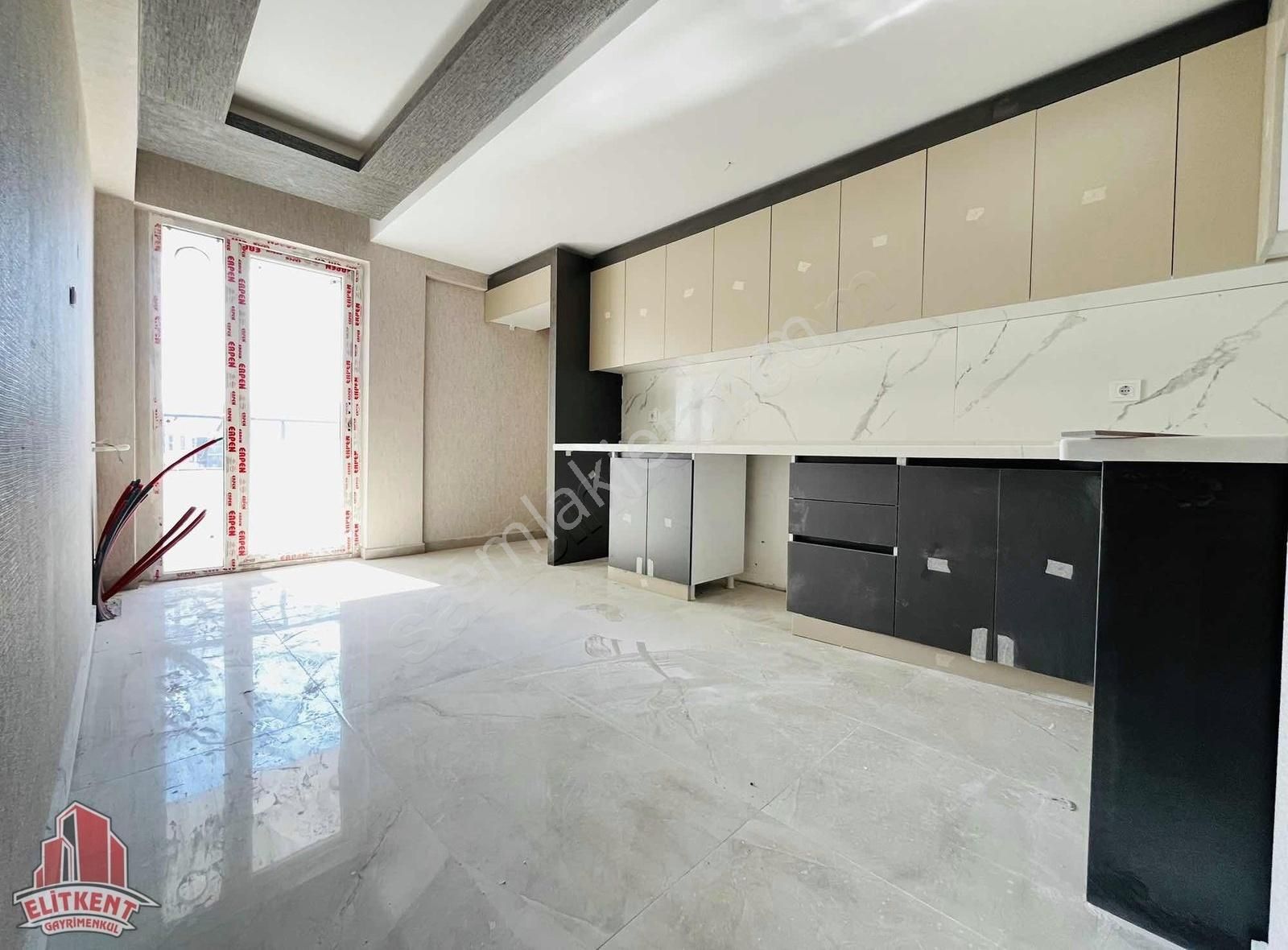Elitkent'den Ara Katta Ön Cepheli Geniş Masrafsız Yapılı 3+1