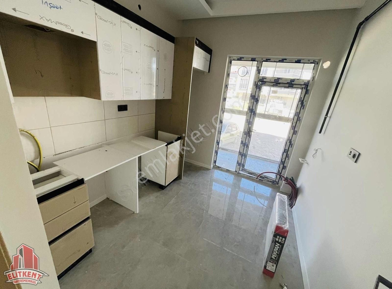 Menderes Mah Kombi Petek Cam Balkonlu Krediye Uygun 3+1 Kaçmaz
