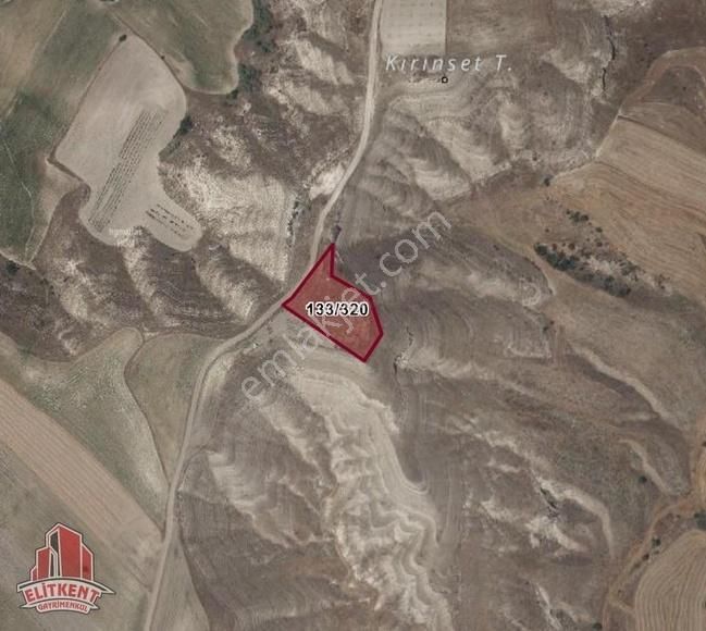 Tek Tapu Yol Üstü Telle Çevrili3003 M2 Kaçırılmayacak Tarla