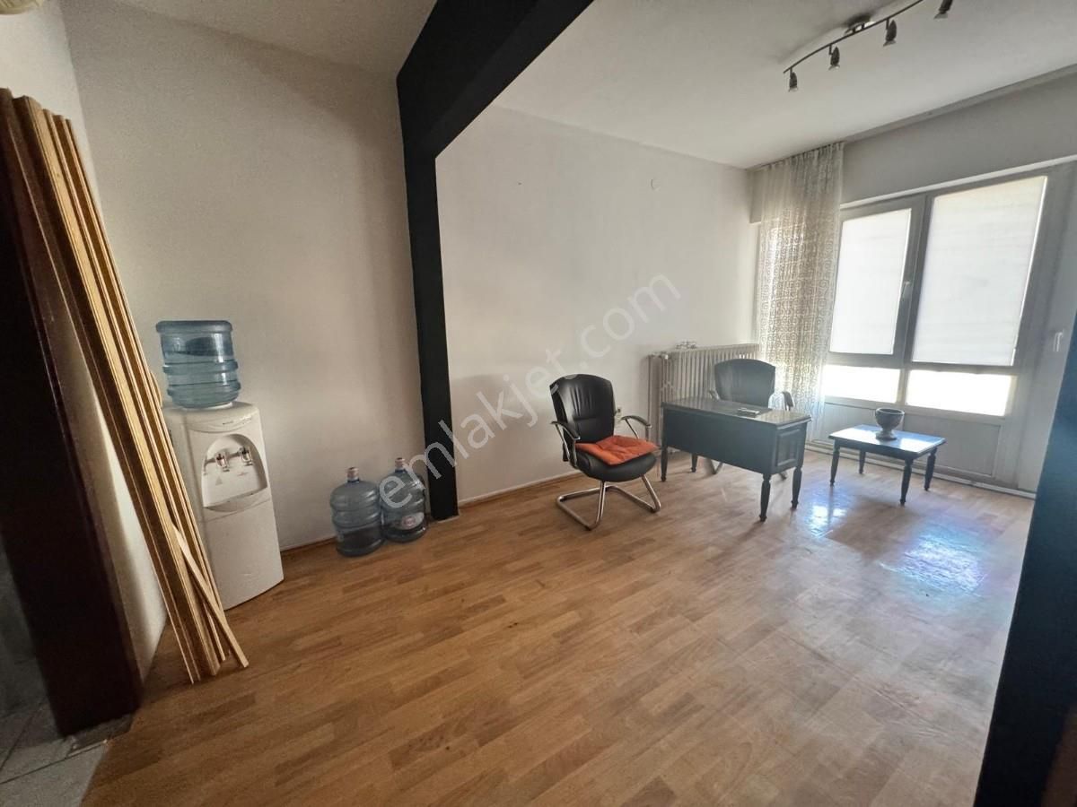 Turyaptan Kızılayda Mobilyalı Kiralık İş Yeri - Görsel 15