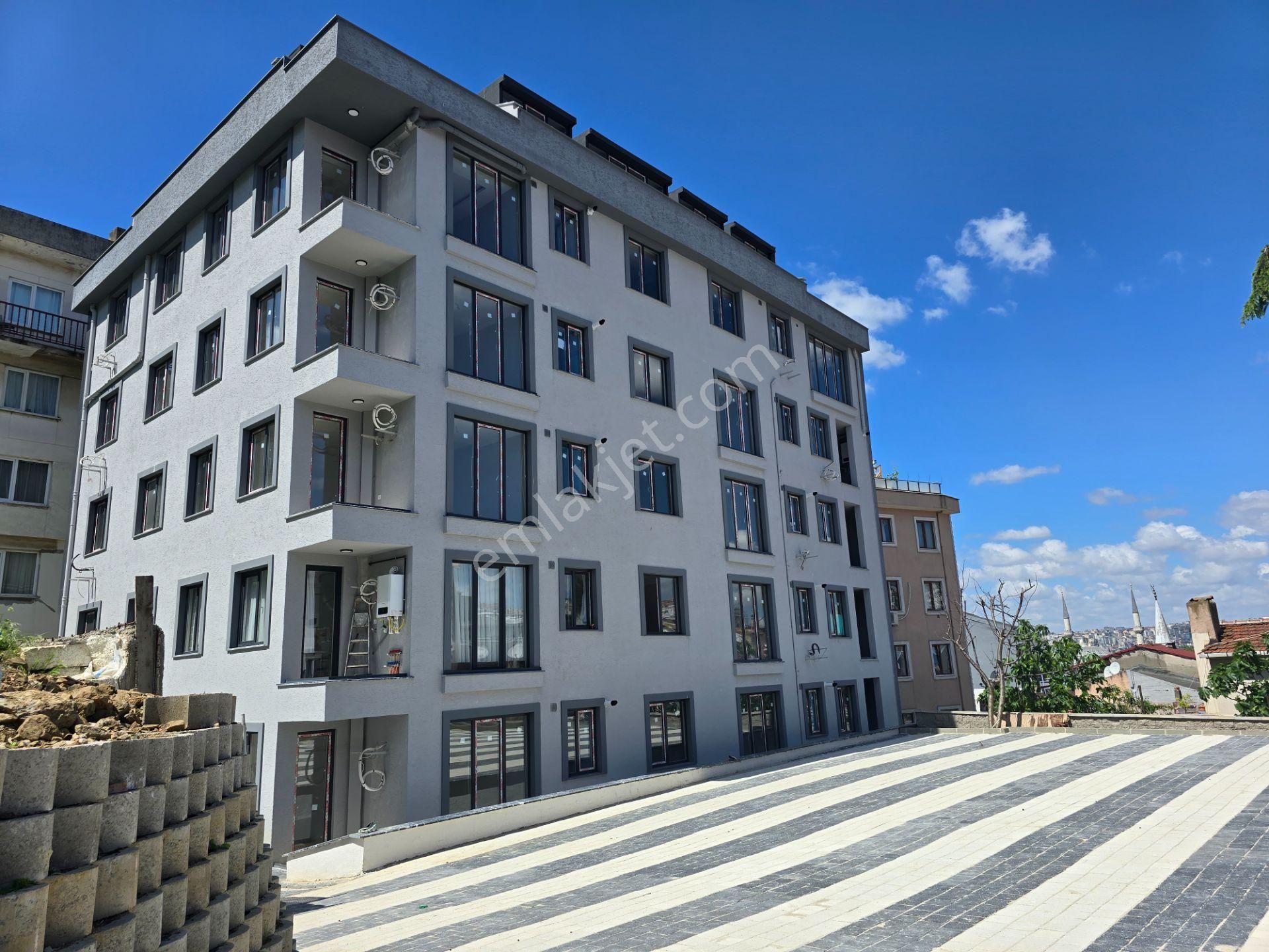 Yeni Binada İskeleye 5 Dk Otoparklı 2+1 80 M2 Fırsat Daire