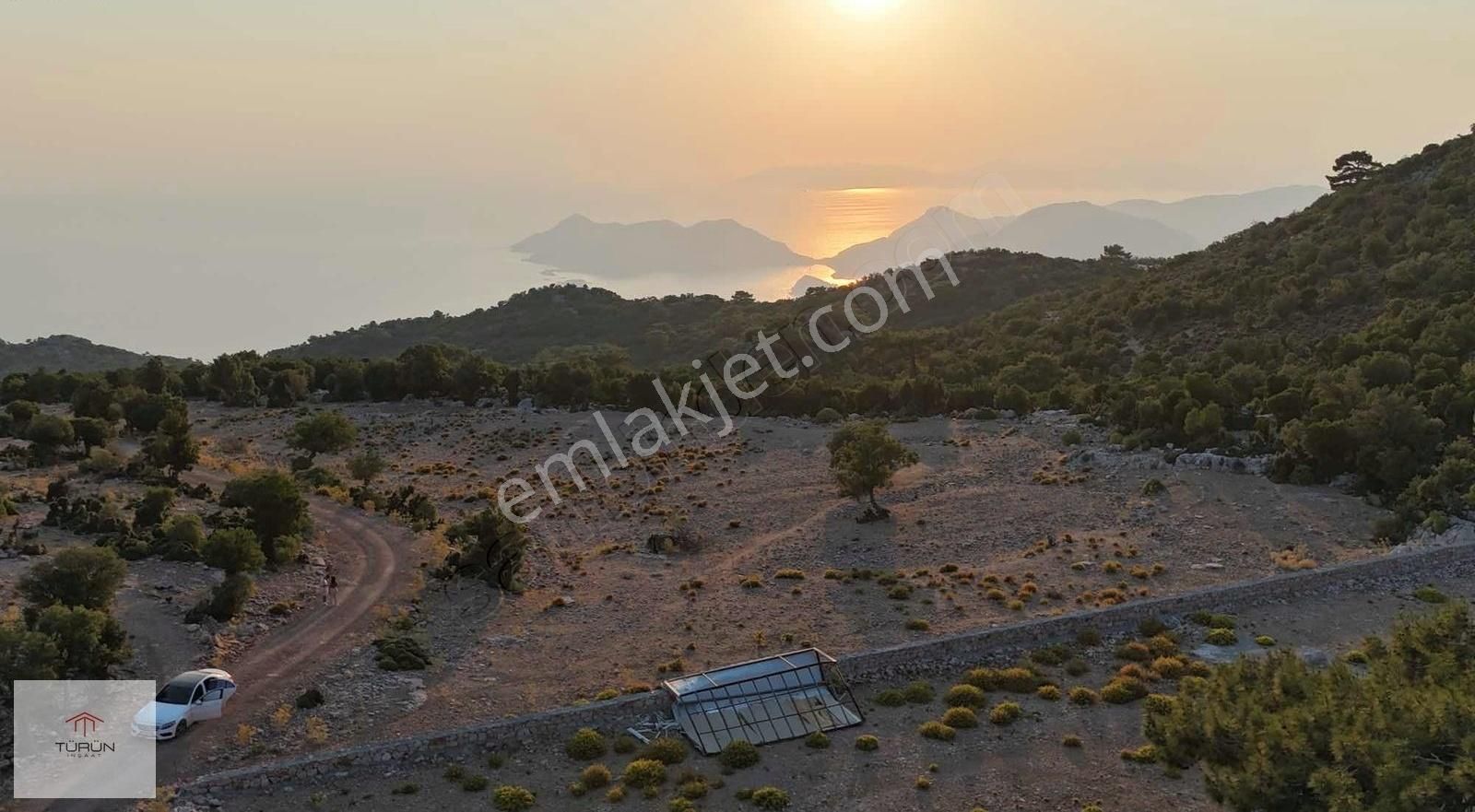 Fethiye Karağaçta 1083m2 Deniz Manzaralı Resmi Yollu Tarla - Görsel 3