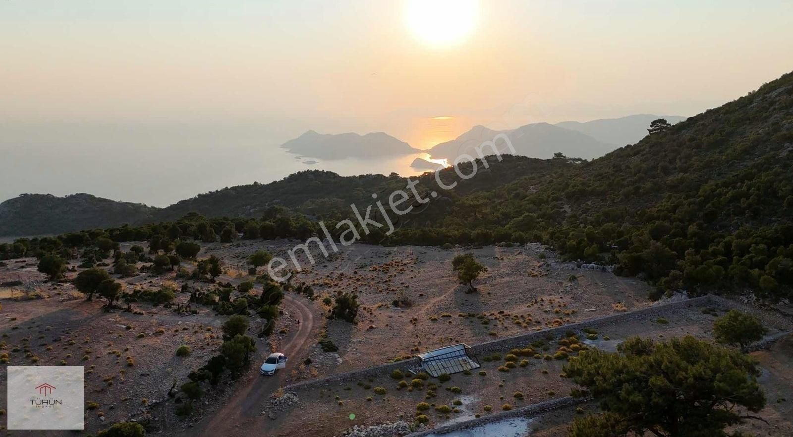 Fethiye Karağaçta 1083m2 Deniz Manzaralı Resmi Yollu Tarla - Görsel 11