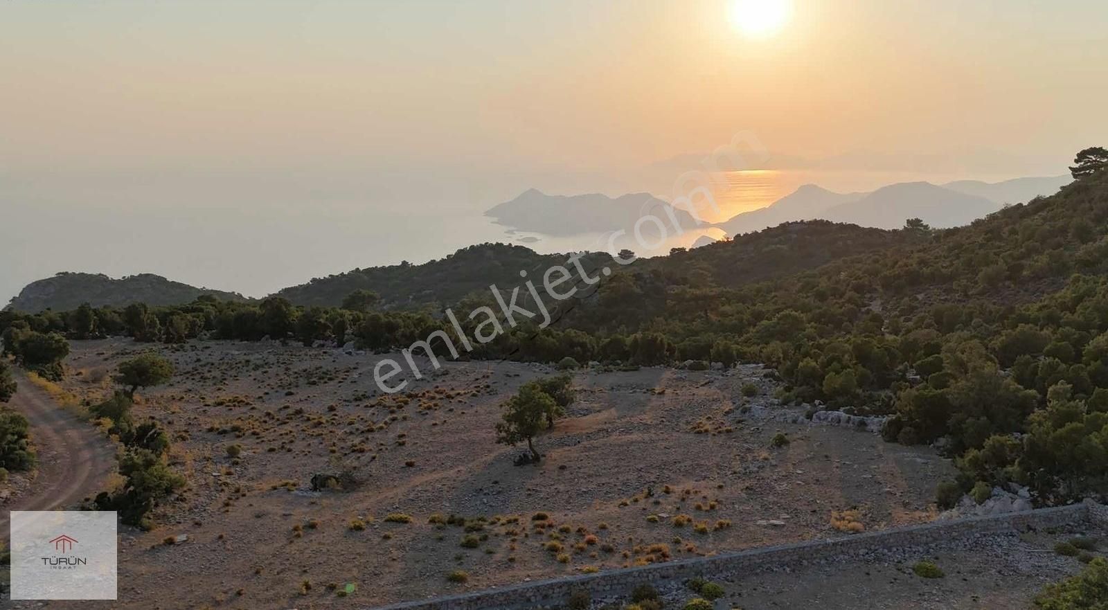 Fethiye Karağaçta 1083m2 Deniz Manzaralı Resmi Yollu Tarla - Görsel 14
