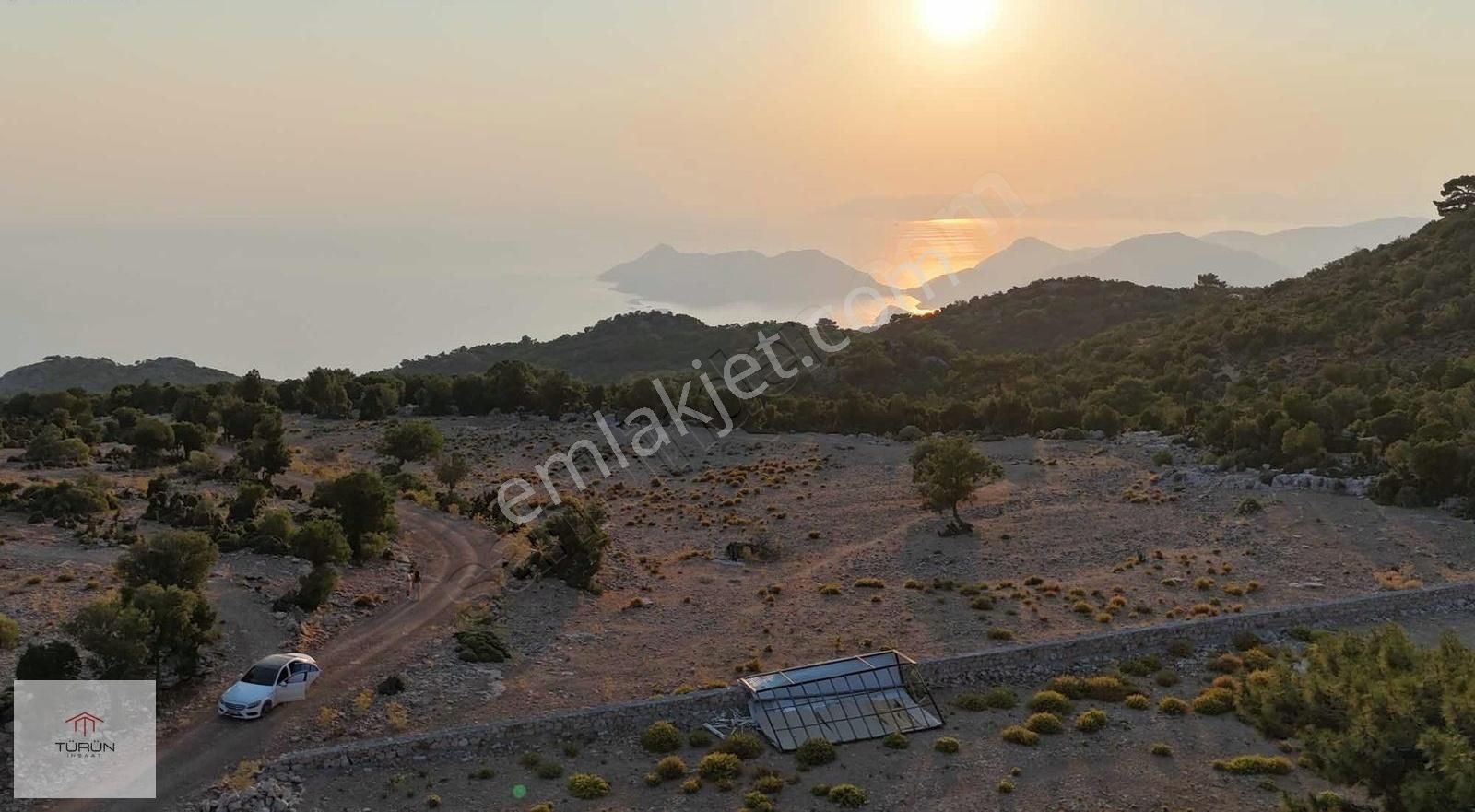 Fethiye Karağaçta 1083m2 Deniz Manzaralı Resmi Yollu Tarla - Görsel 7
