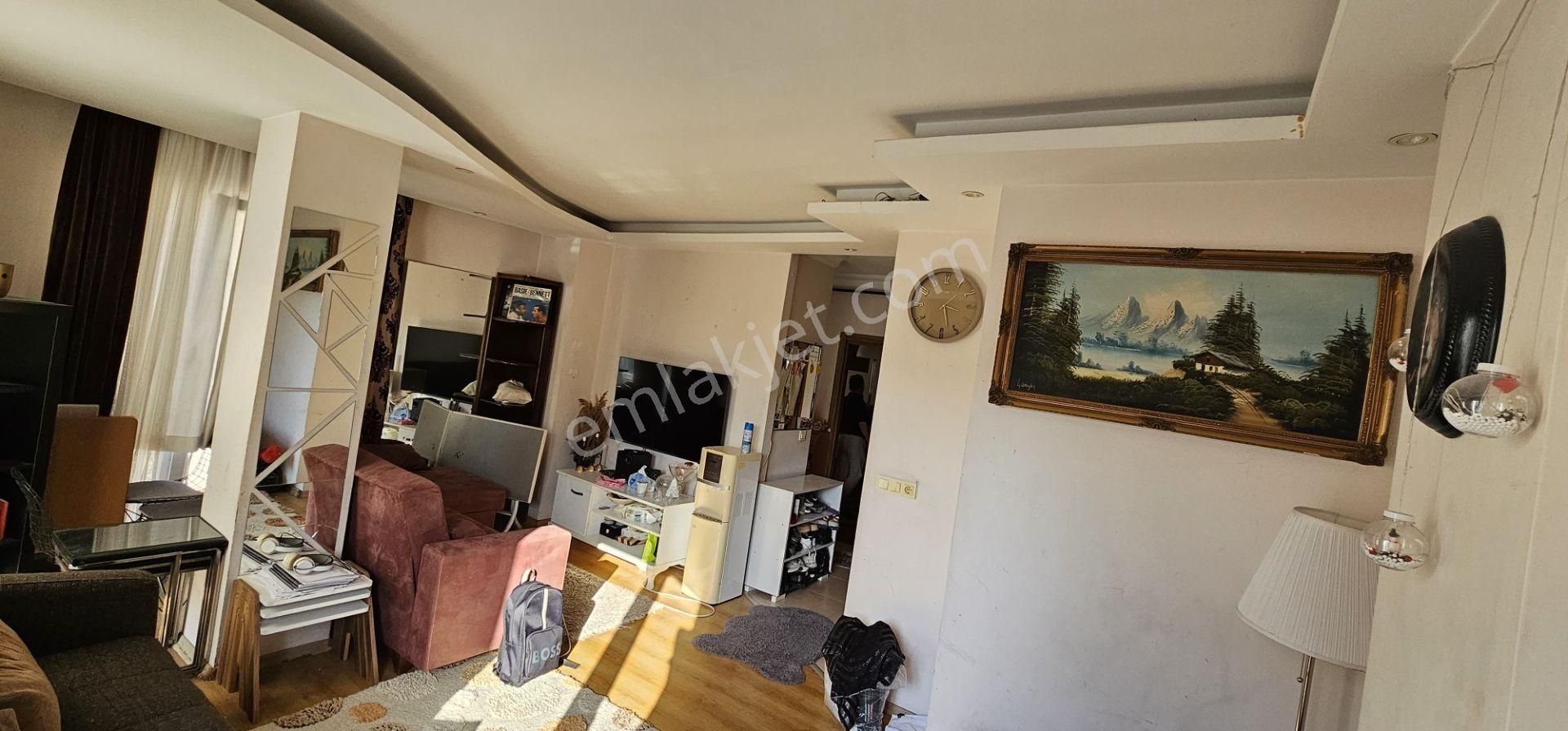 Zeytinburnu Gökalp Mah'de 3+2 128m² 10yıllık Asansörlü Satılık Dubleks Daire Osmanlı Emlak