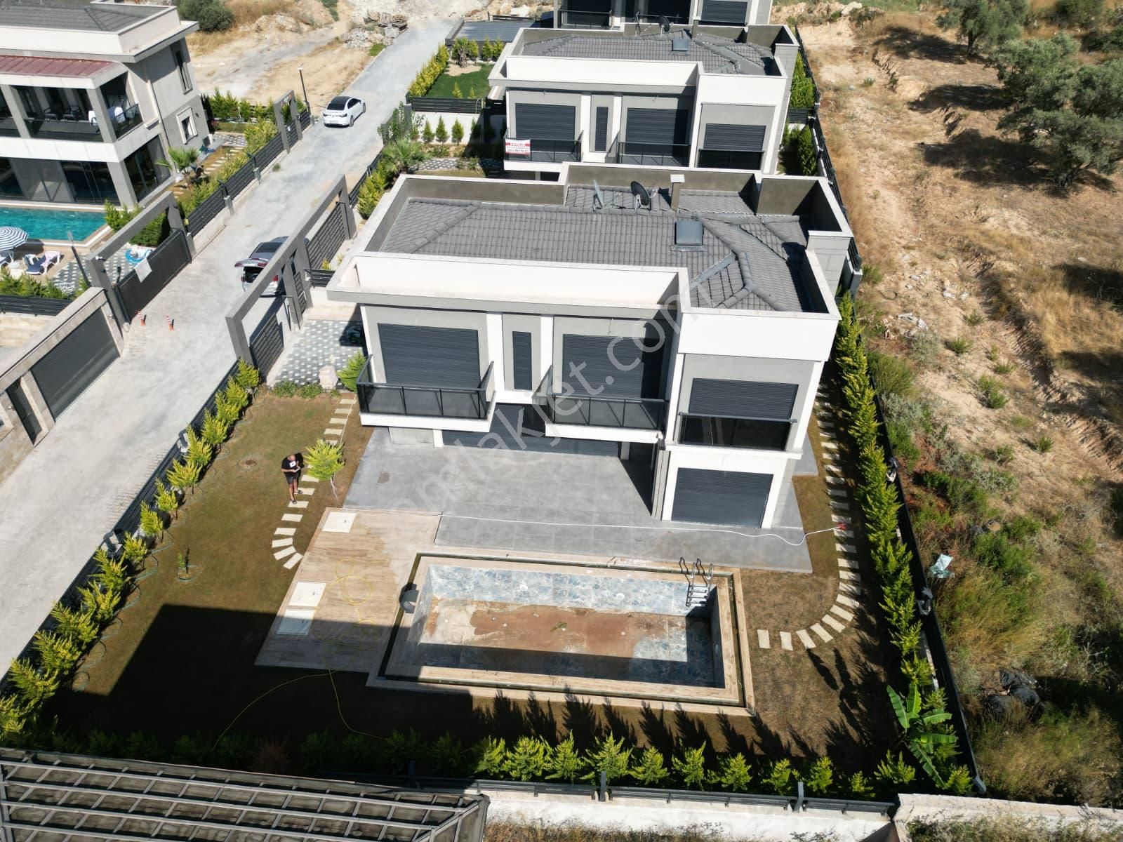 Merkezı Konumda-özel Havuz/otopark-550 M2 Bahçe-yeni-ultra Lüx-akıllı Ev Tamamı Müstakil - Görsel 3