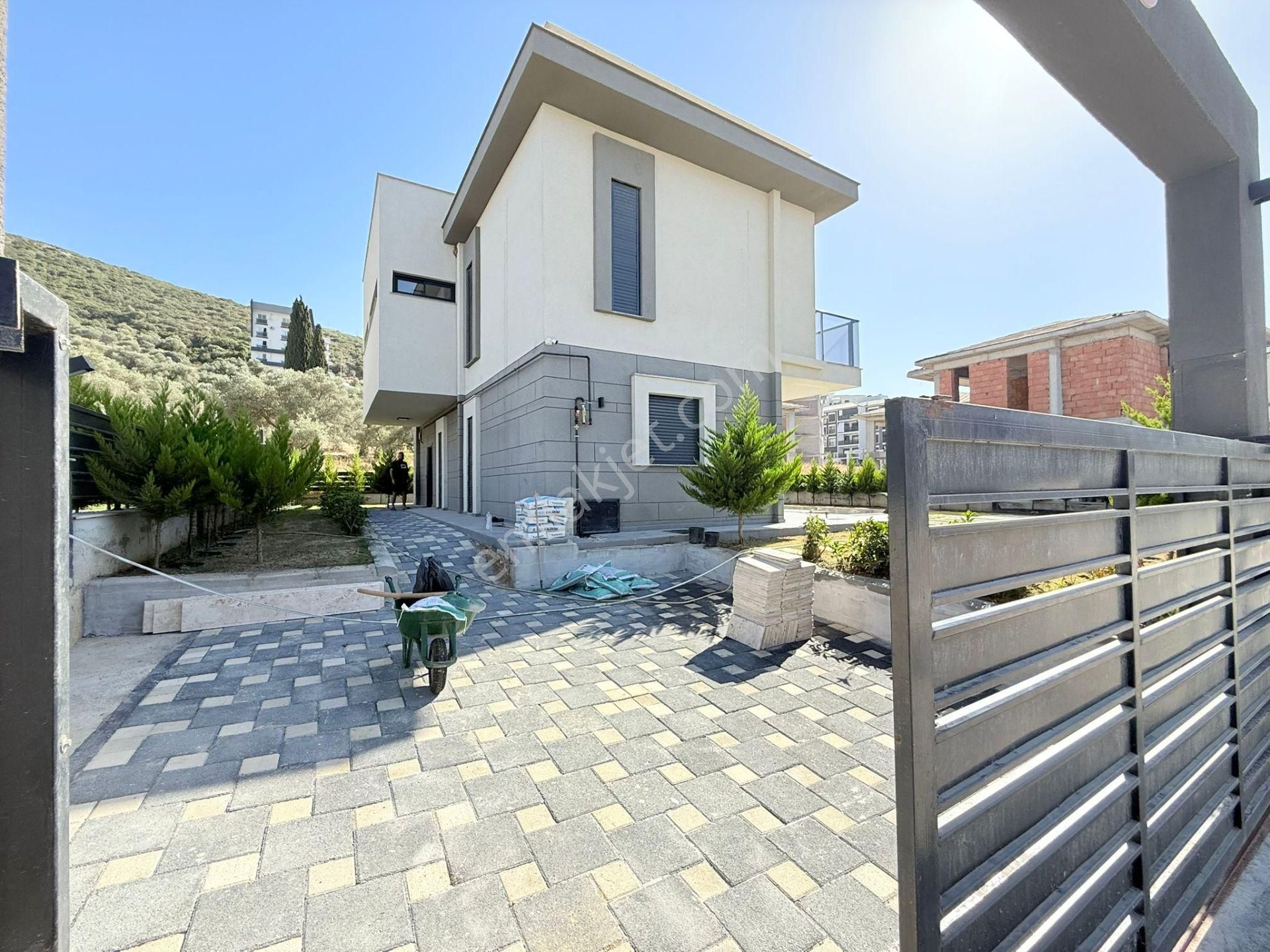 Merkezı Konumda-özel Havuz/otopark-550 M2 Bahçe-yeni-ultra Lüx-akıllı Ev Tamamı Müstakil - Görsel 17