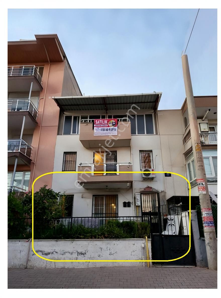 Kw Cobans'dan Bornova Ergene’de Kat Mülkiyetli, Çift Bahçeli, Manzaralı Satılık Müstakil Tadında