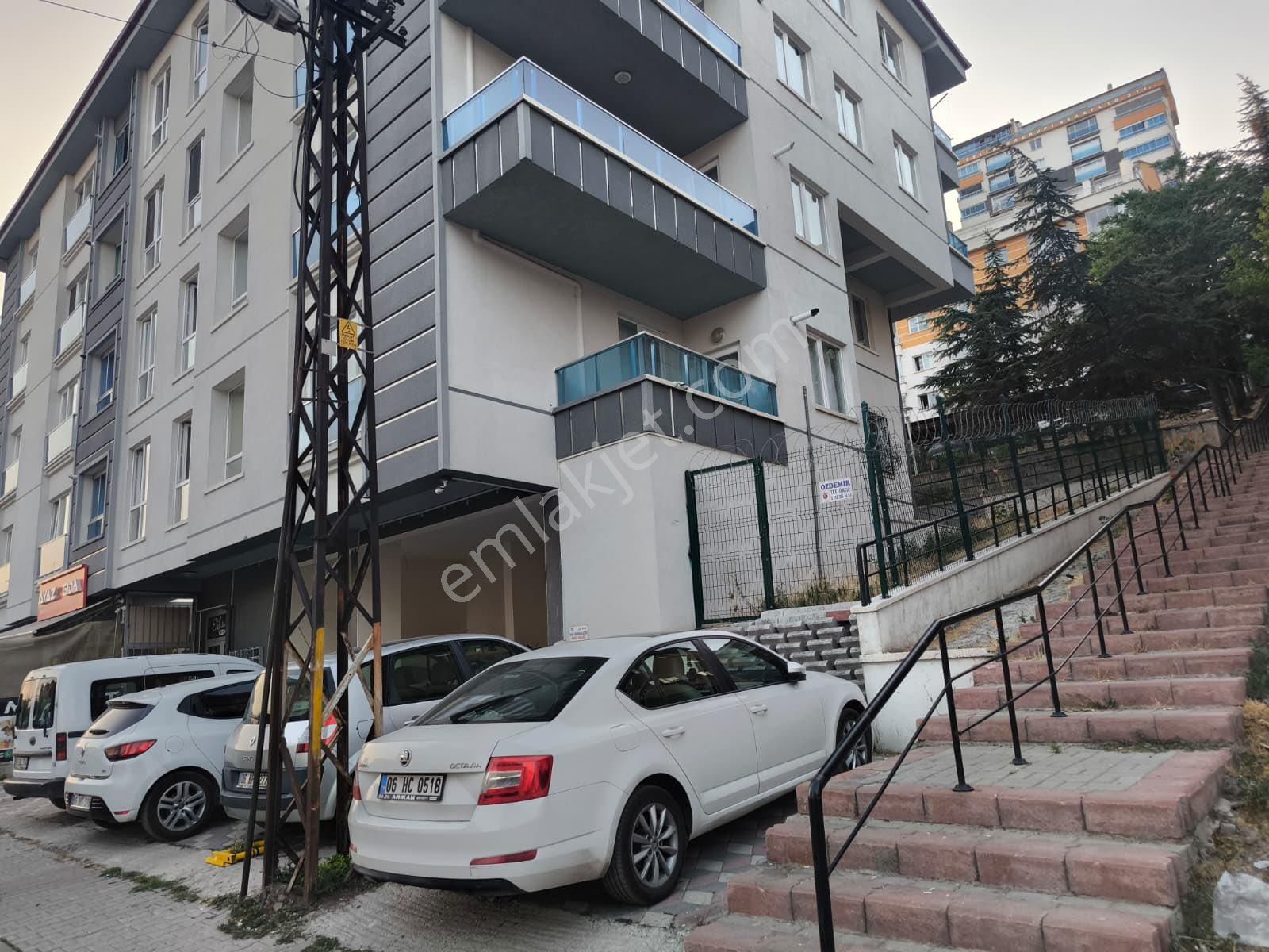 Yenimahalle Anadolu Mah Satılıkteni Daire