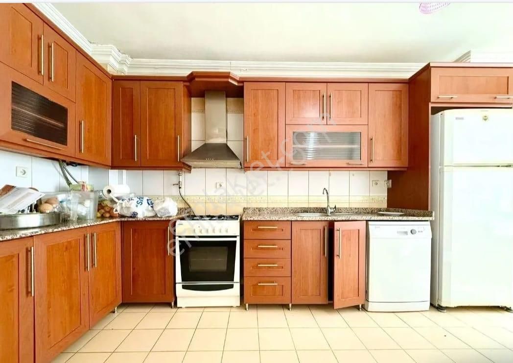 Hacıabdi Mahallesi Pazartesi Pazarında Satılık Dubleks Daire