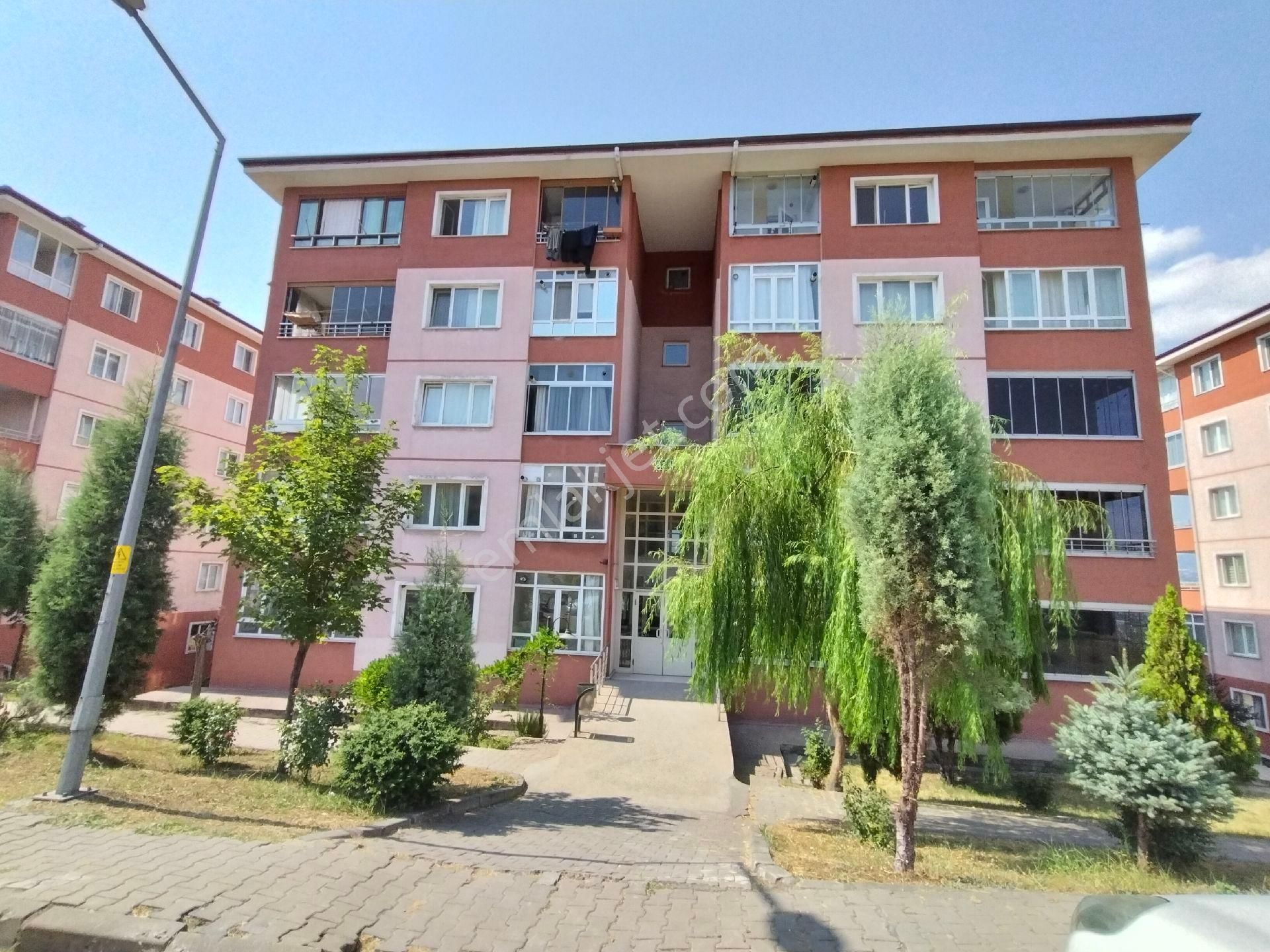 Karabük Üniversite Toki Konutlarında 2+1 Daire Kiralıktır