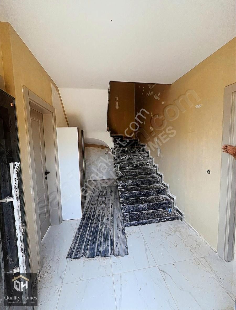 Lara Ermenek'te Satılık Tripleks 5+1 Havuzlu İkiz Villa - Görsel 17