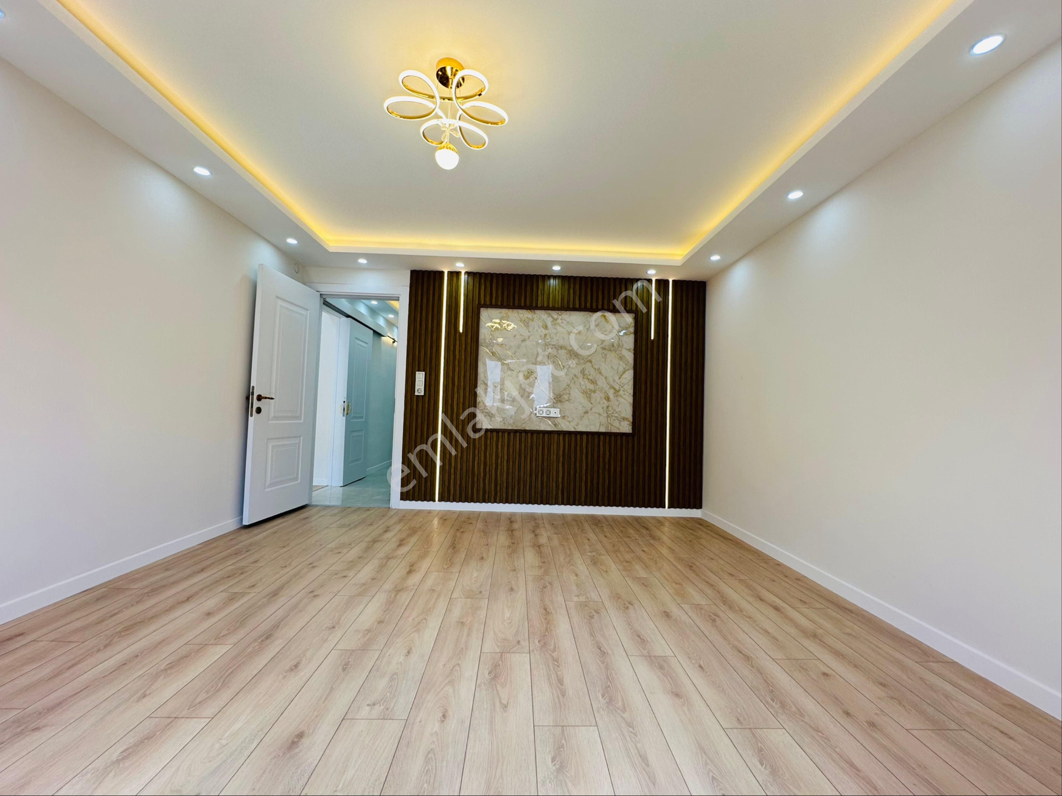 Her Detayıyla Yenilenmiş Aradığınız 3+1 Fullüx Satılık Arakat Daire