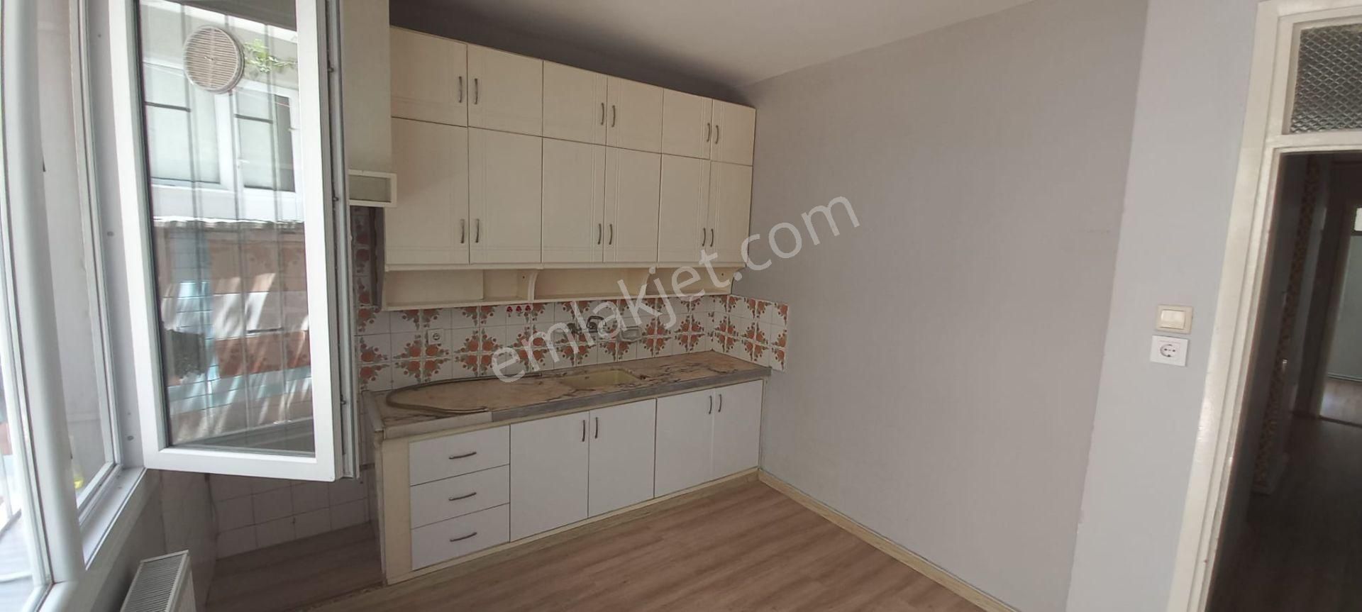 Salihli Yaşar Emlaktan Kiralık Daire