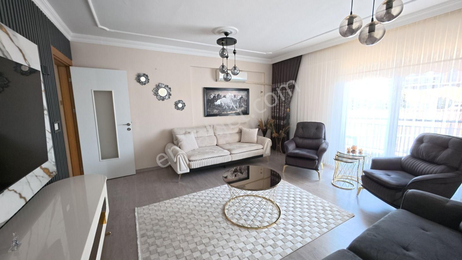 Menemen Gazi Mahallesinde Satılık 3+1 Bakımlı Daire
