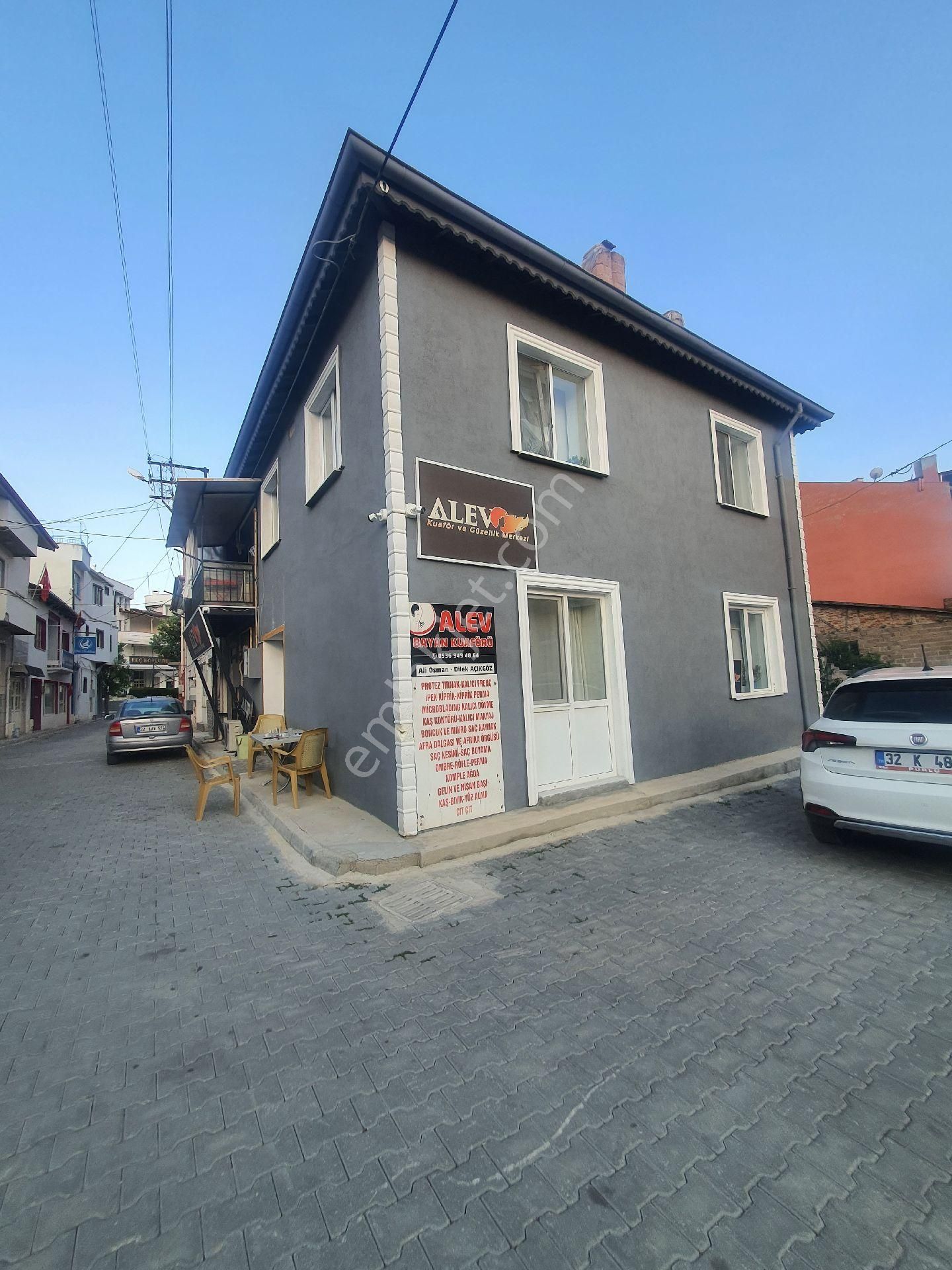 İsparta Keçiborlu Müstakıl Ev İşyeri 2 Katlı