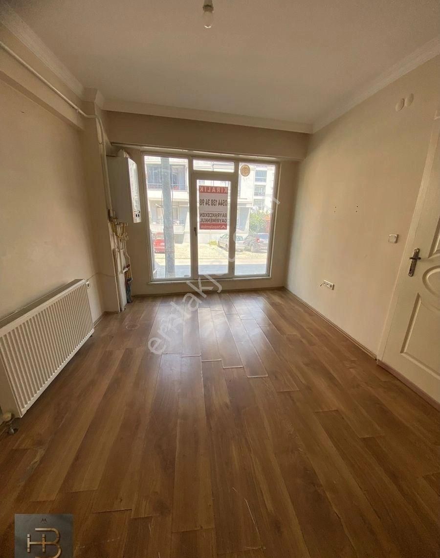 Bayrakçeken'den 1+1 Kiralık Sümer Mah Bilal Habeşi Karşısı