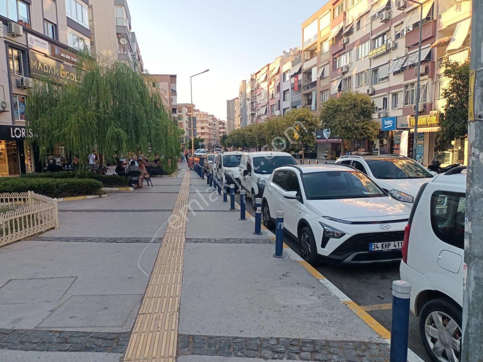 Locate’den Balçova Onur Mahallesi’nde 3+1 Eşyalı Kiralık Daire
