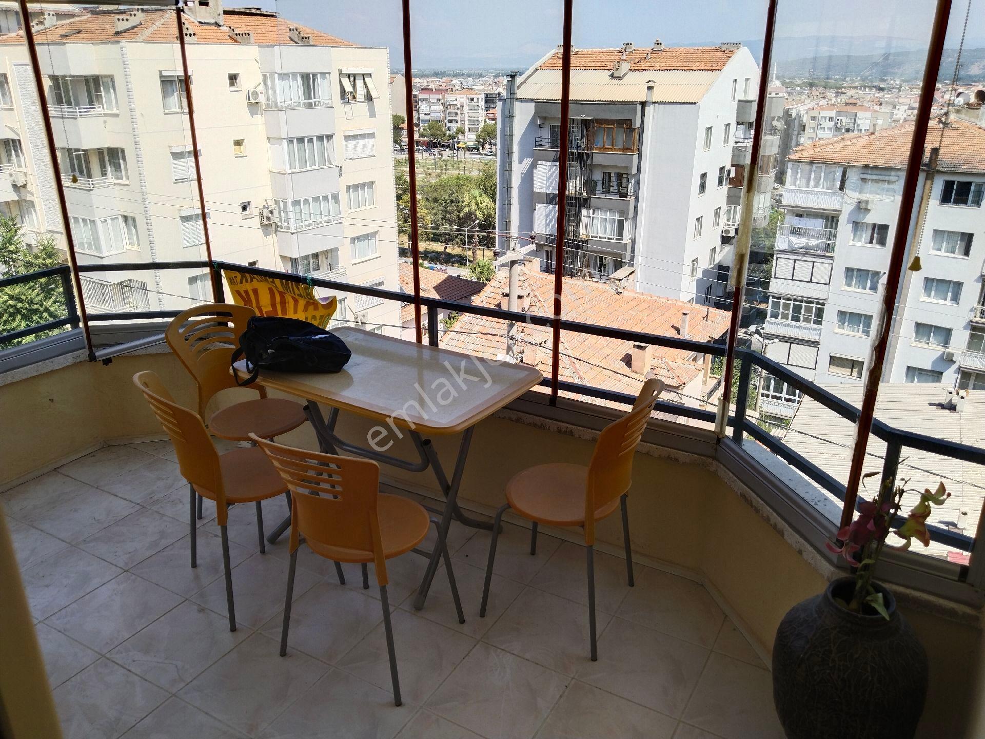 Bergama Şehir Manzaralı Doğalgazlı 5+1 Geniş Dubleks Satılık Daire - Görsel 9