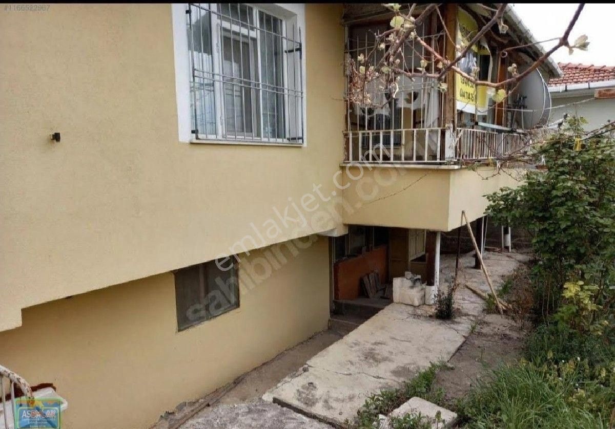 Gümüşhacıköy De Satılık Müstakil Ev Asemlak Satıyor - Görsel 2