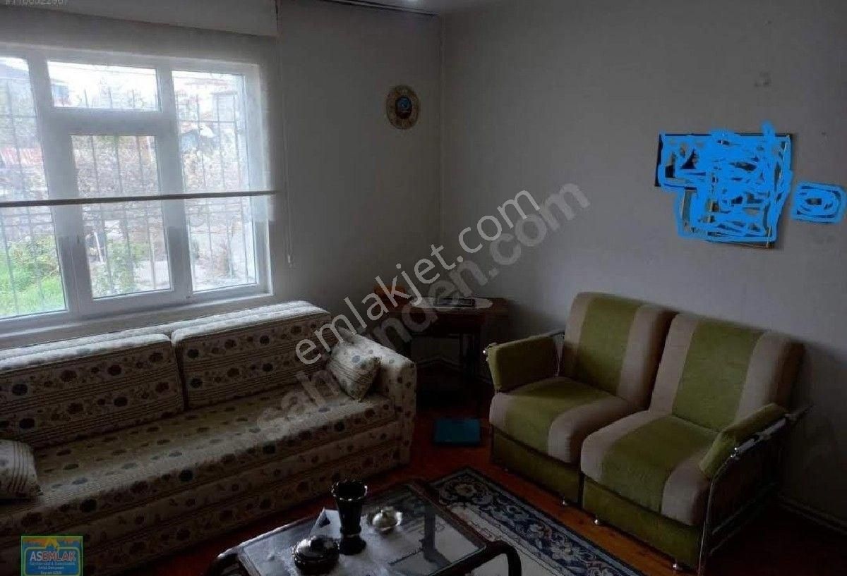 Gümüşhacıköy De Satılık Müstakil Ev Asemlak Satıyor - Görsel 4