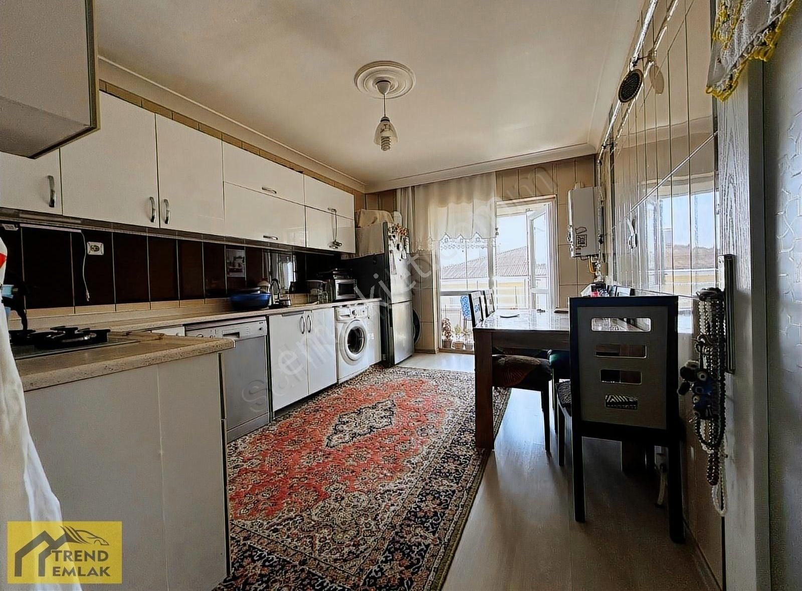 Trend'den 1701.cadde Üzeri 5.kat 3+1 Net 160 M2 Krediye Uygun***