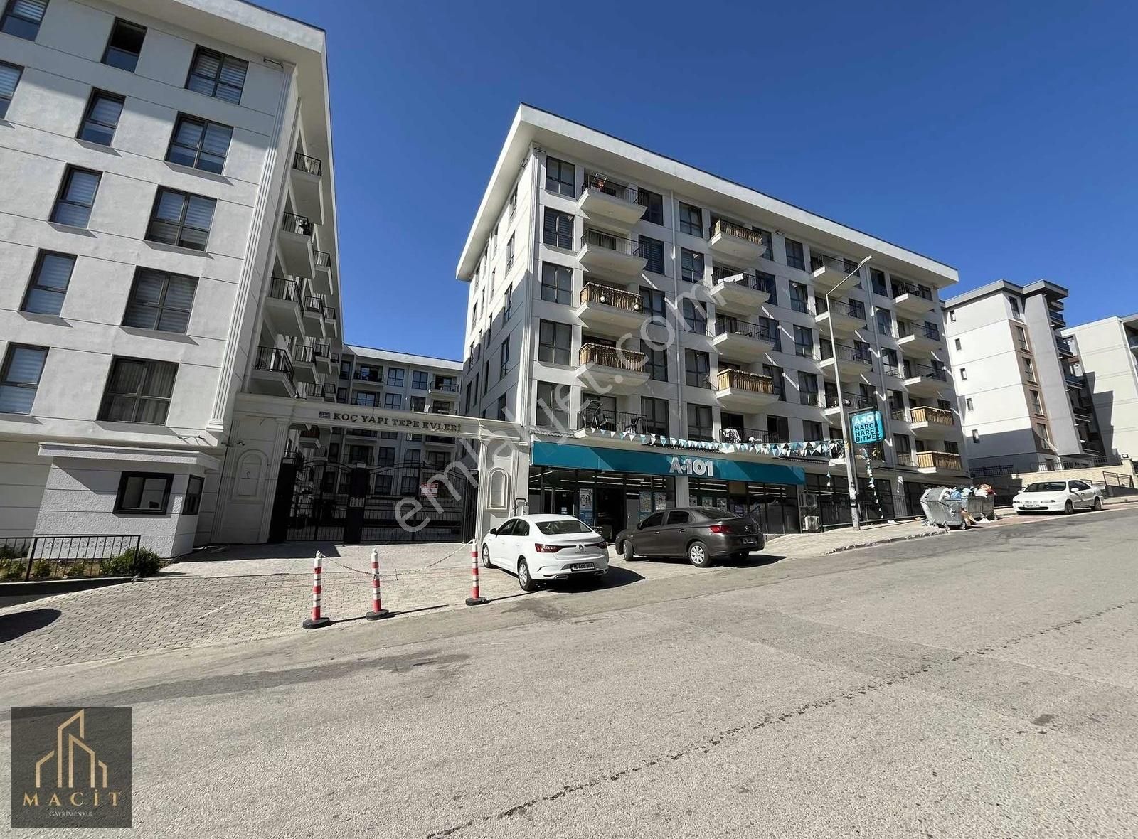 Macit'den Koç Yapı Tepe Evlerinde 2+1 Eşyalı Satılık Daire