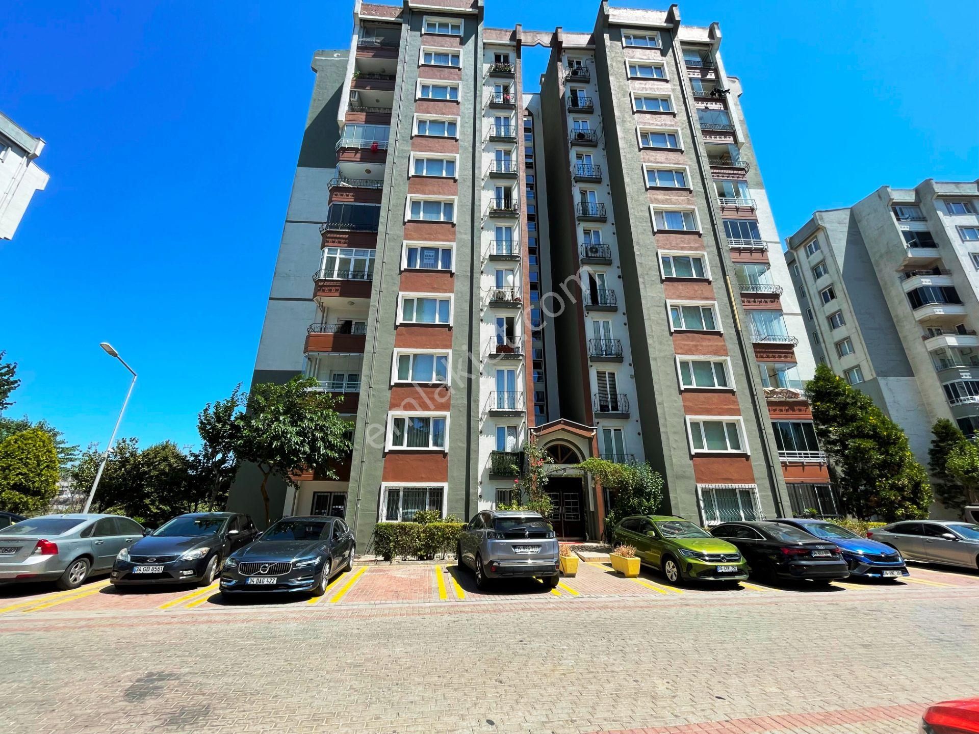 Başakşehir Aşiyan Sitesi 7.kat Vadi Manzaral En İyi Blok Satılık
