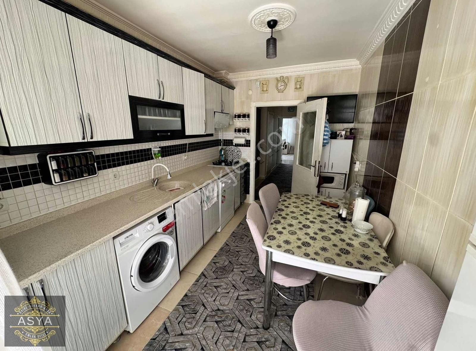 Atapark Cadde Önü Kat Konumunda Full Yapılı Teras Balkonlu