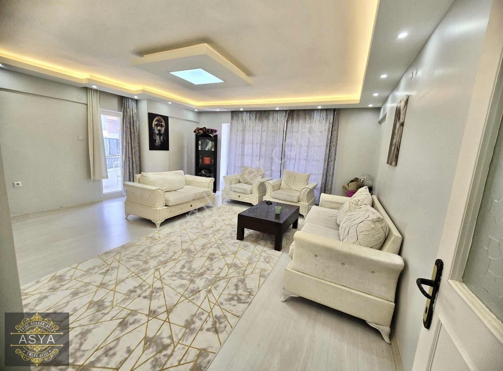 Osmangazi Caddede Full Yapılı Ara Kat Ön Cephe 25.000 Kiracılı