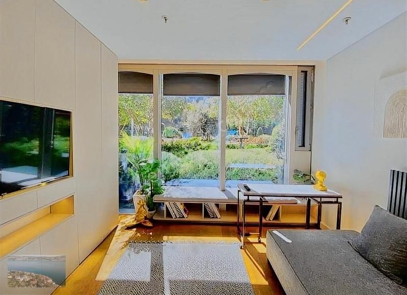 Skyland'de Bahçe Manzaralı Eşyalı Dekorasyonlu Kiralık Daire