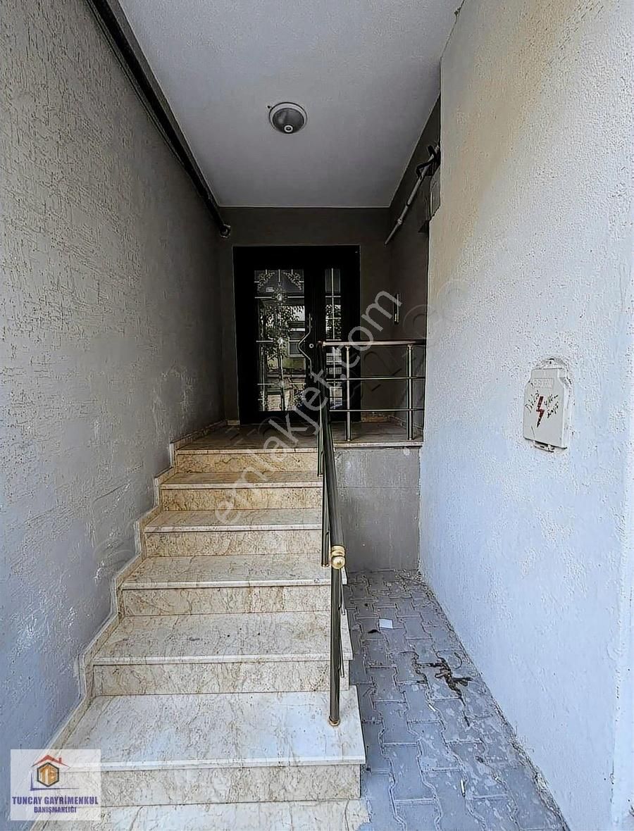 Merkez Mah Orhan Saral İ.ö.o Yanında 2+1 85 M2 Satılık Daire