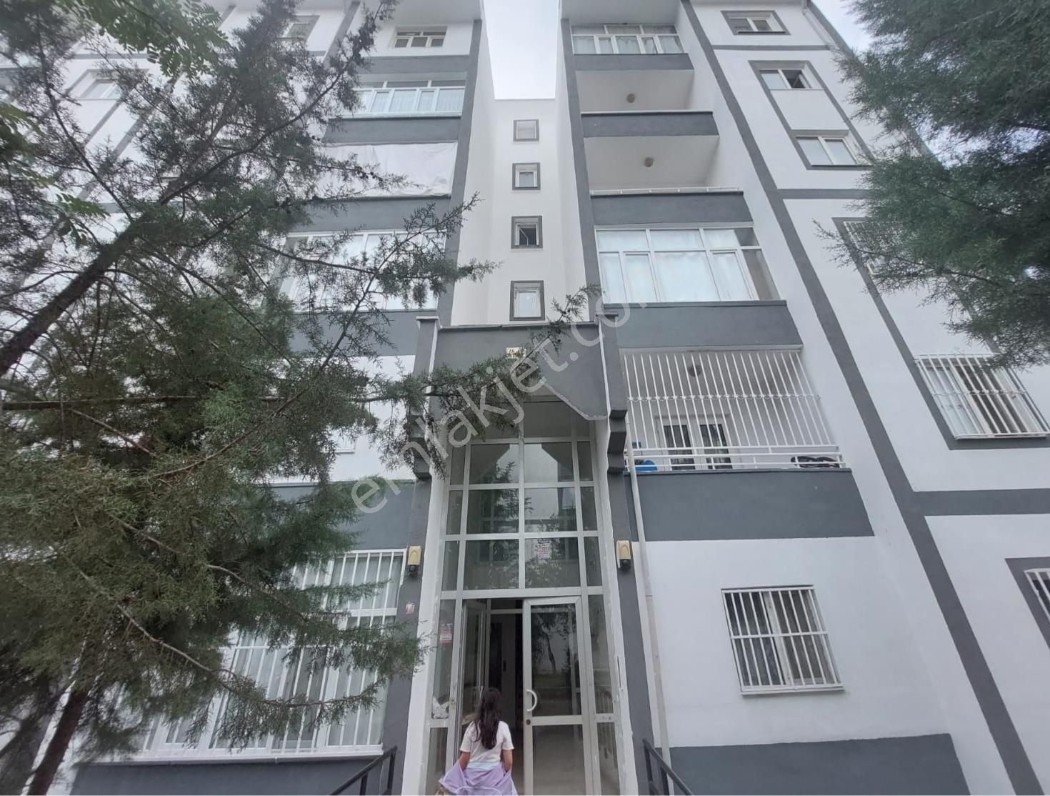 Makro Life Gayrimenkul'den Çöl Güzeli 2+1 Toki Dairesi Satılık