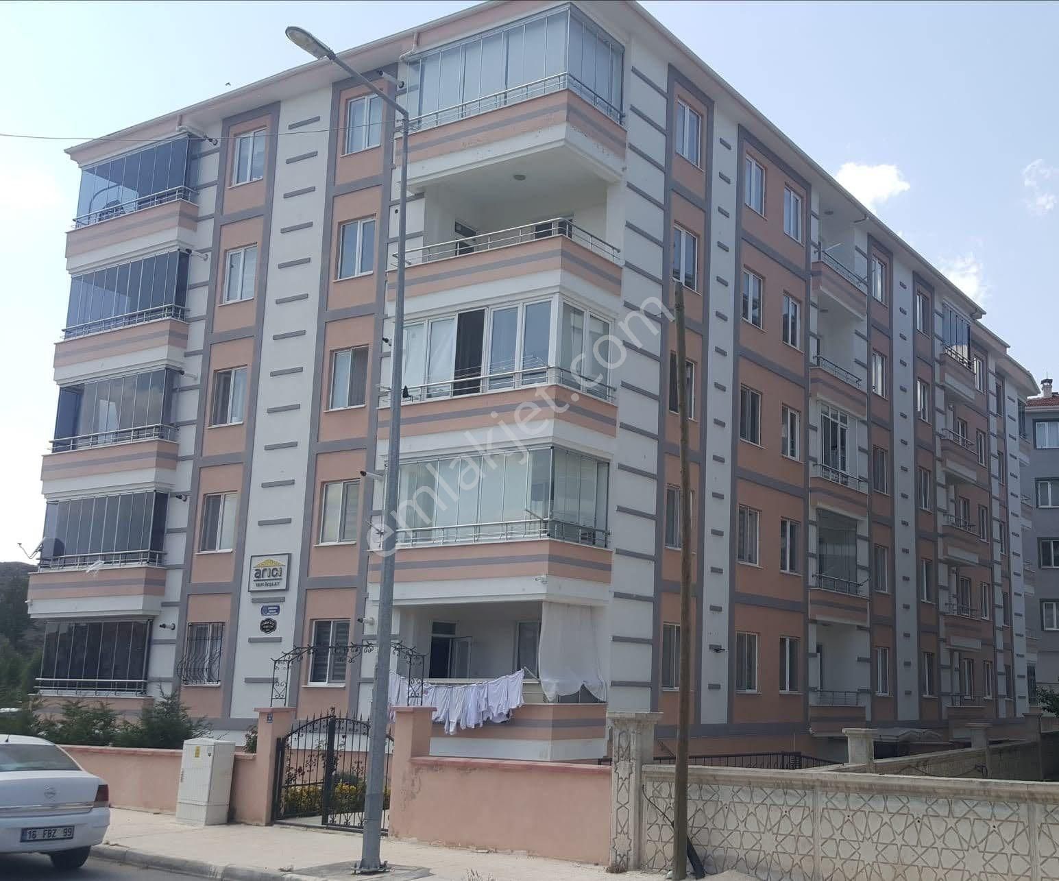 Çiftlik Caddesi'nde Sahibinden Bakımlı Daire