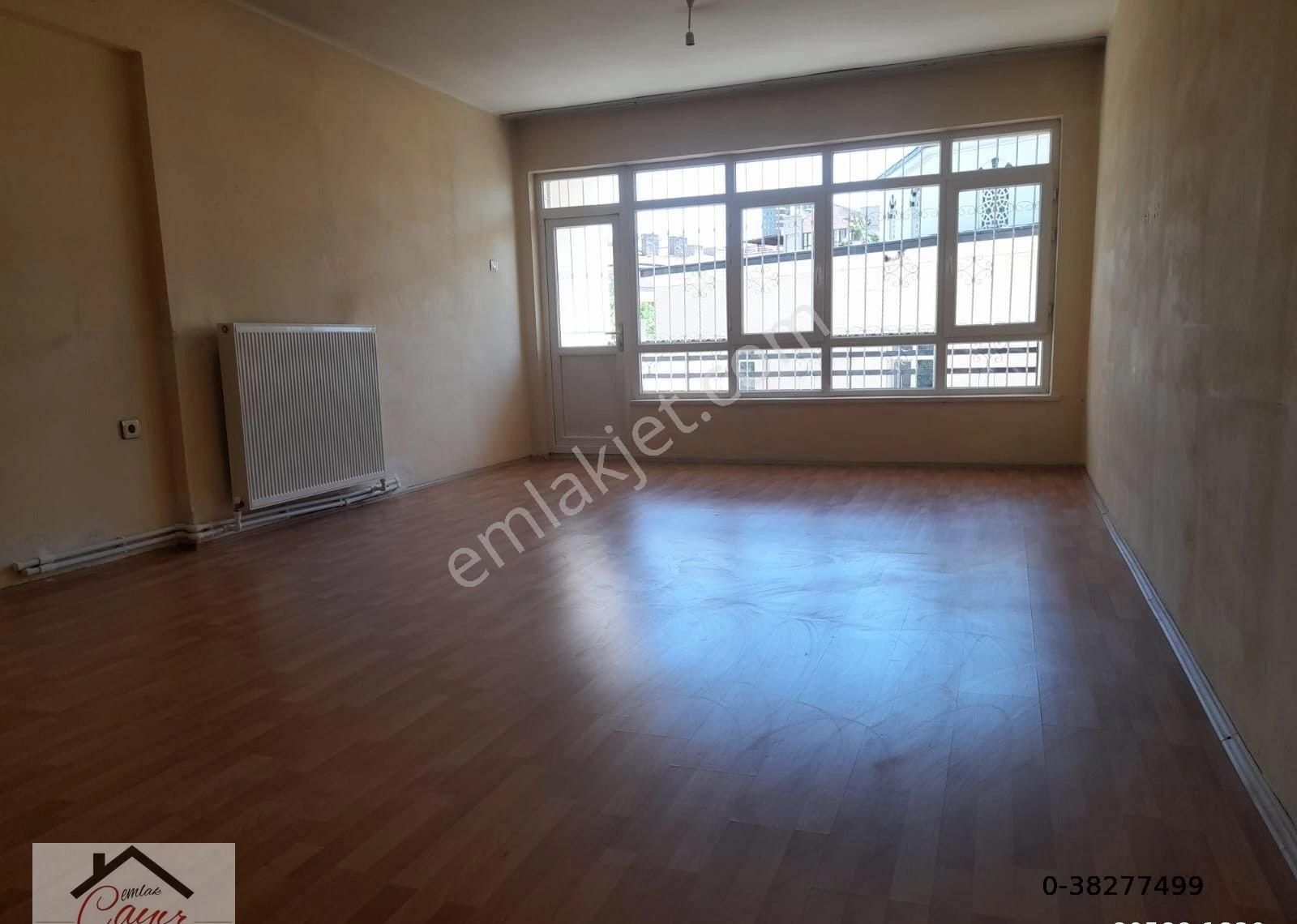 Çayır'dan ,çankaya ,cebeci ,s.bayırı Sk. Başlarında ,kombili ,boş ,bağımsız ,katta