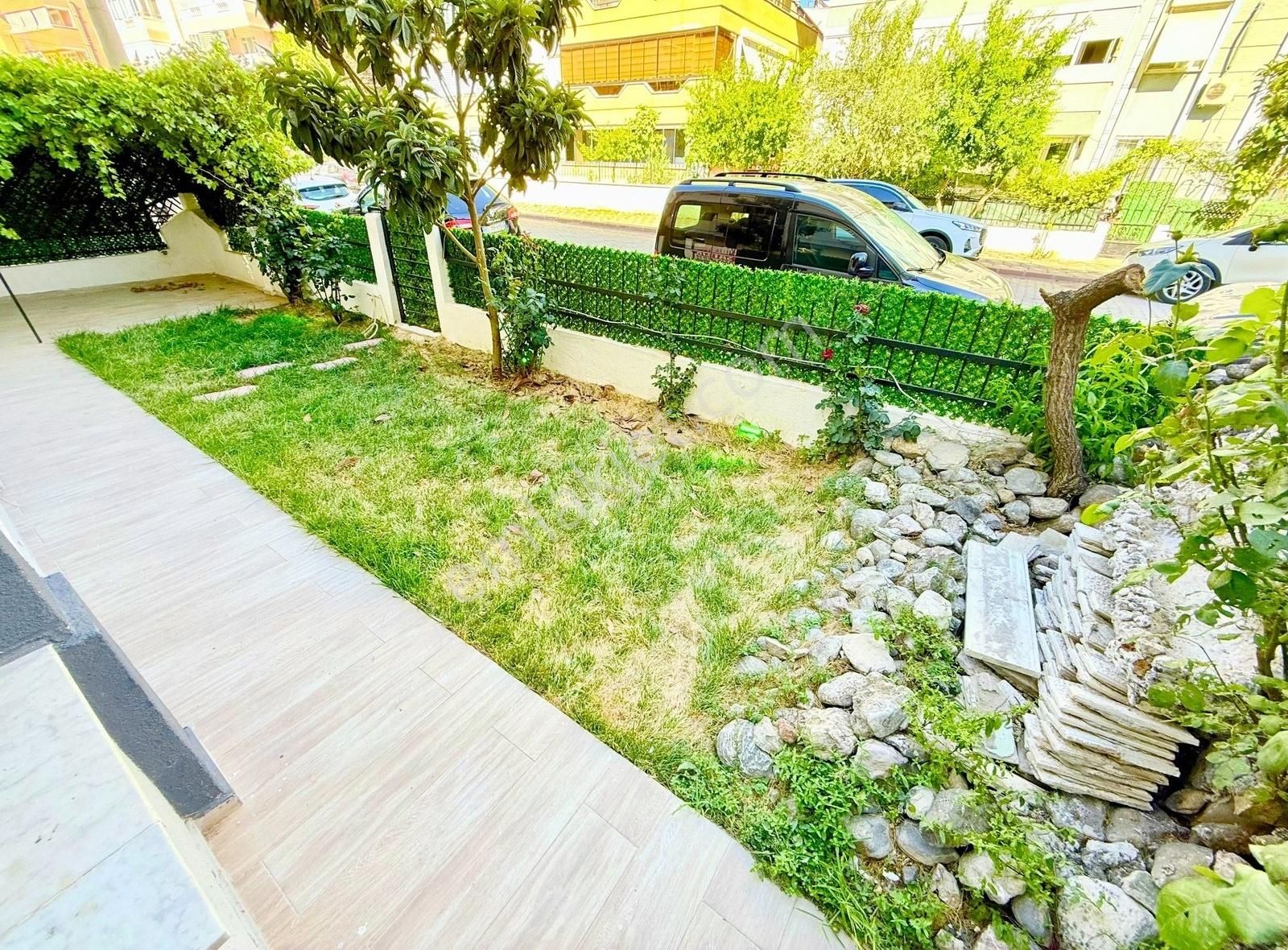 Parla'dan Bölgede Tek Müstakil Bahçeli Kaçmaz Fiyata 3+1 Daire