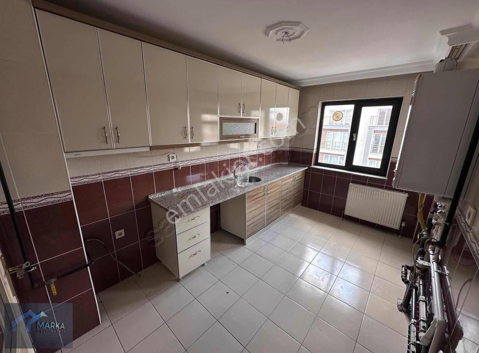 Marka Gayrimenkulden 3+1 Kullanışlı Daire